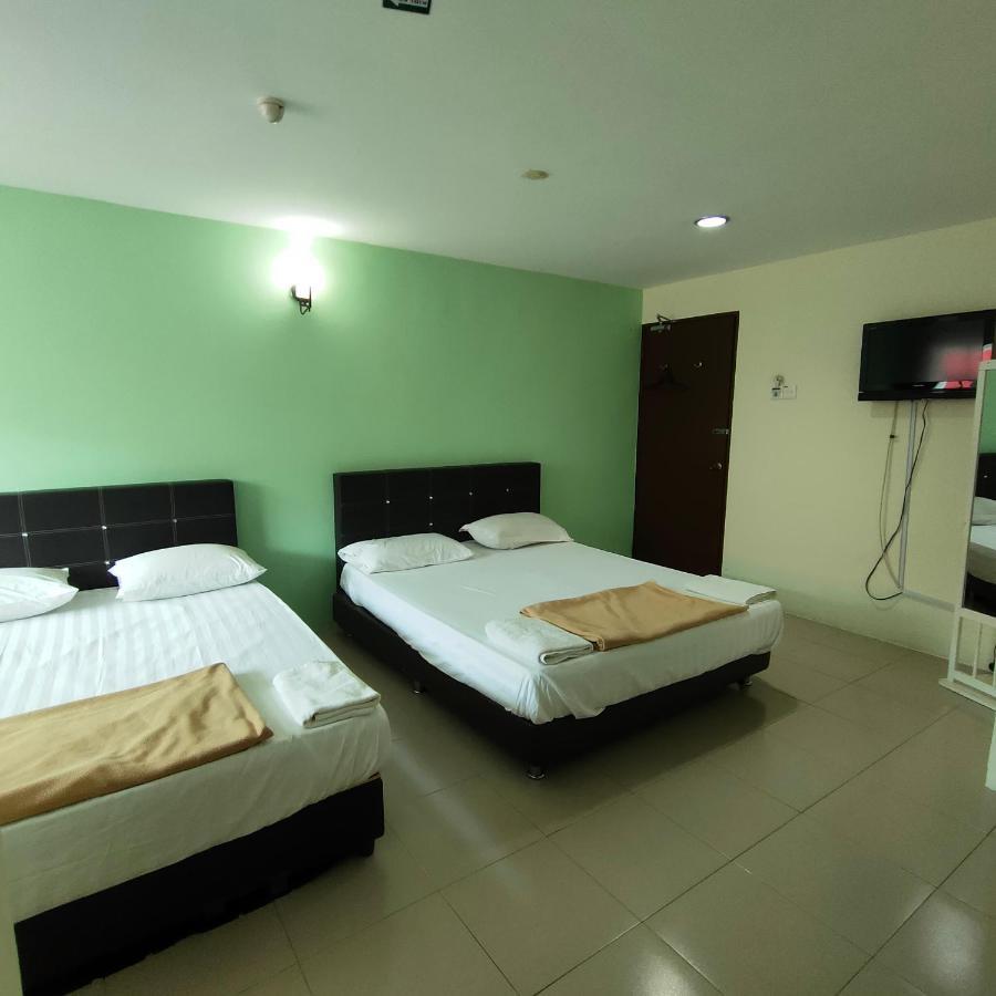 OYO 90470 Best One Hotel Malacca Exterior foto